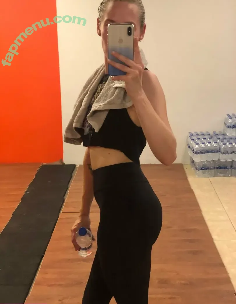 dinawzb nude photo #0018 (dinawzb)