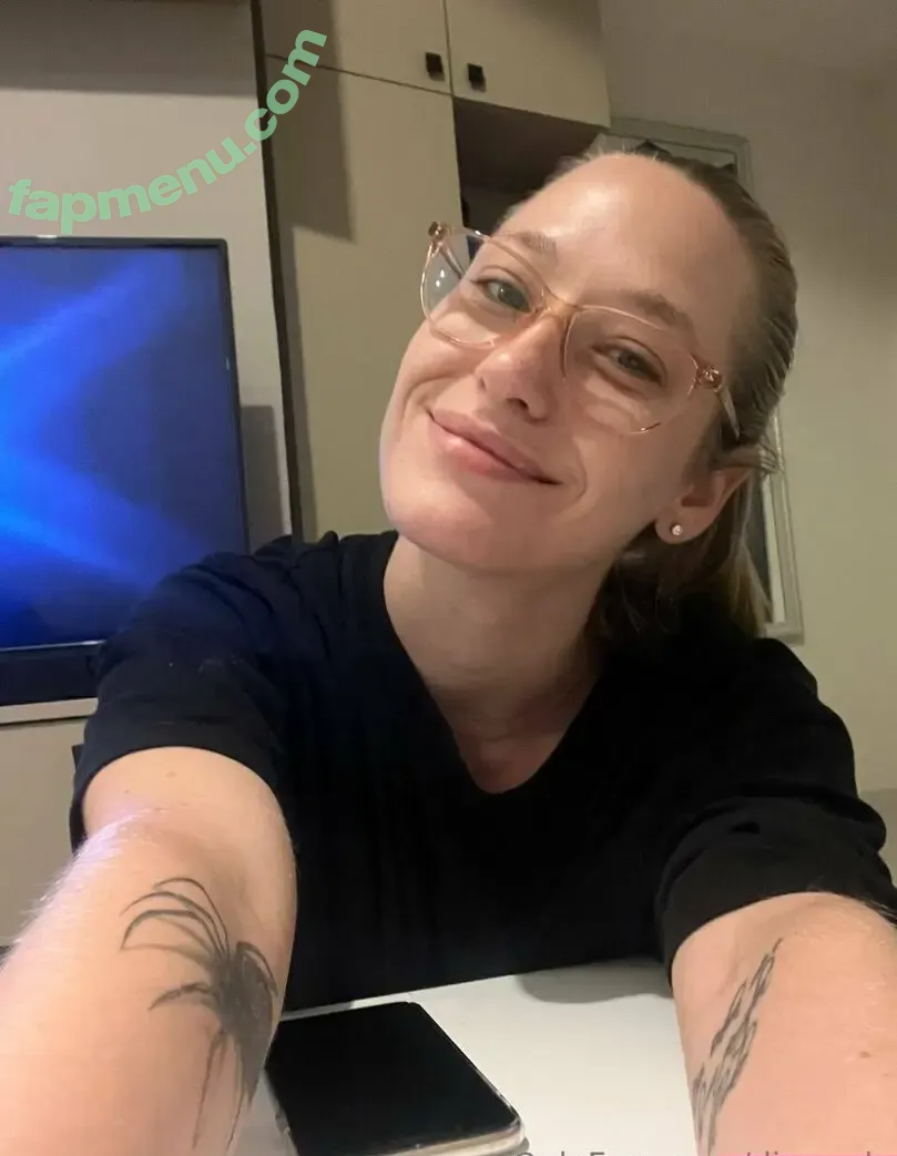 dinawzb nude photo #0020 (dinawzb)