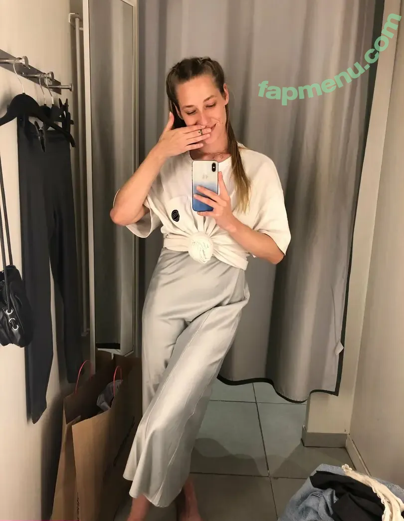 dinawzb nude photo #0024 (dinawzb)