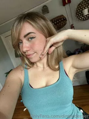 Dinglederper / Tori Deepfakes nude photo #0561
