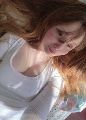 Diovana Konigsreuter / diokonigsreuter / diovanakoni nude photo #0511