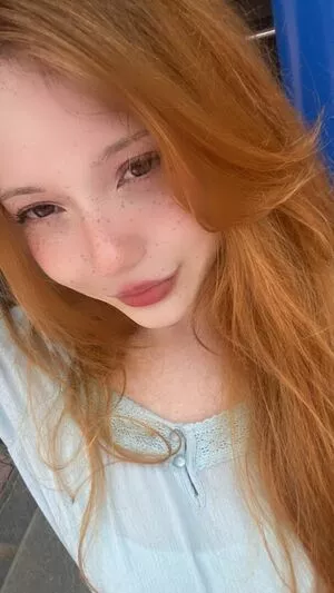 Diovana Konigsreuter / diokonigsreuter / diovanakoni nude photo #0550