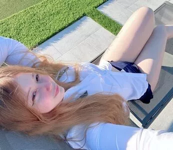 Diovana Konigsreuter / diokonigsreuter / diovanakoni nude photo #0565
