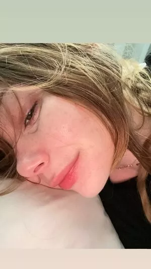 Diovana Konigsreuter / diokonigsreuter / diovanakoni nude photo #0620