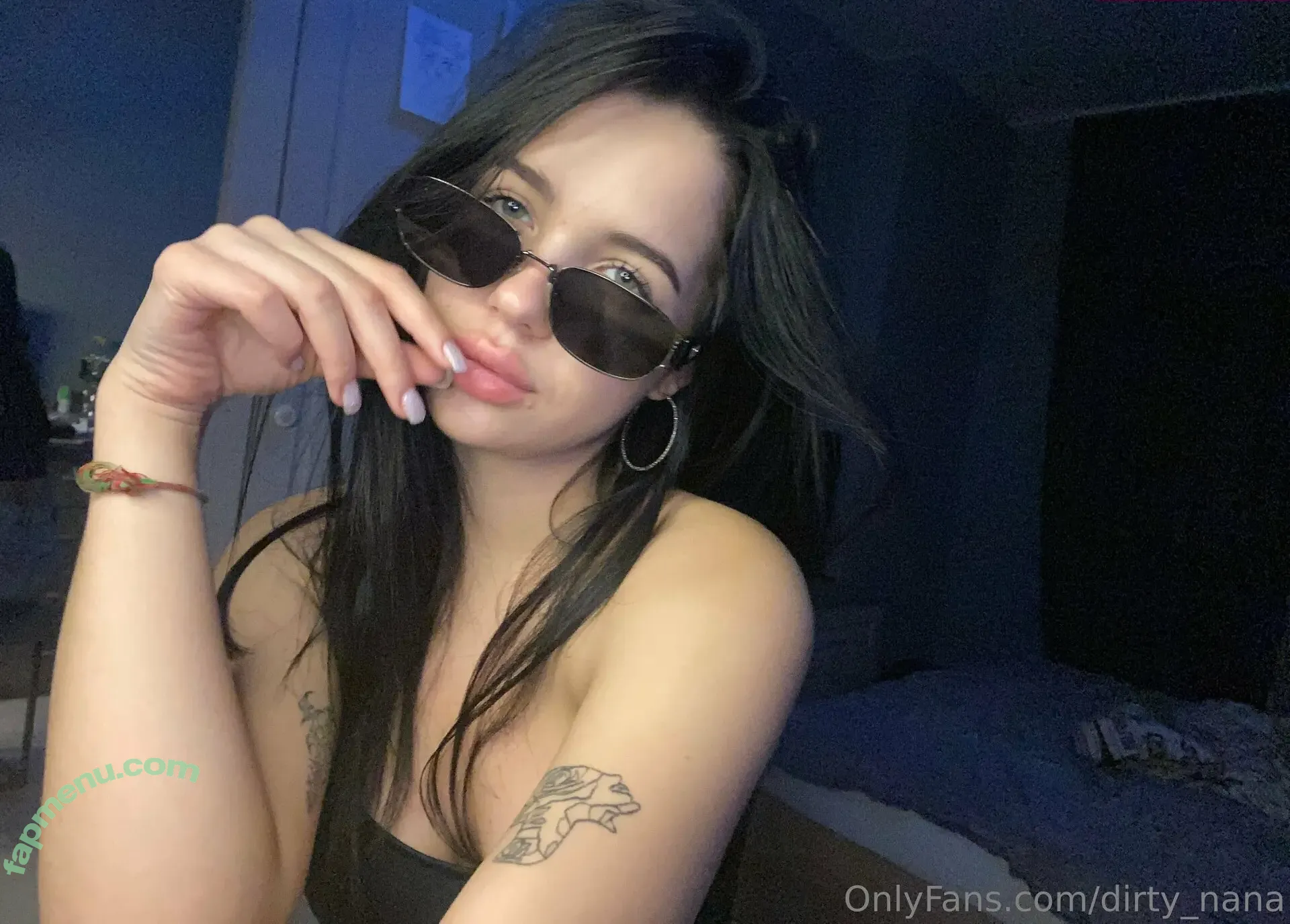 dirty_nana nude photo #0002 (dirtynana)
