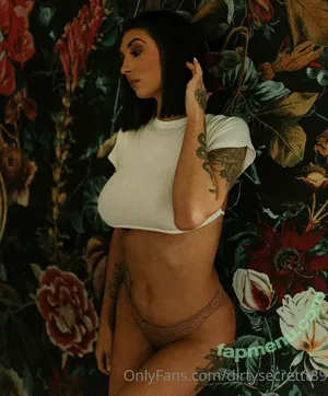 dirtysecrettt89 / alwayskatedanielle nude photo #0026