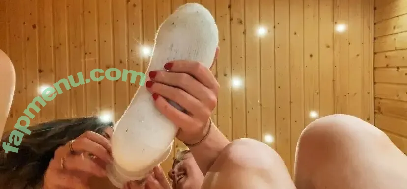 Dirtysockcousins nude photo #0019 (dirtysnowqueen_)