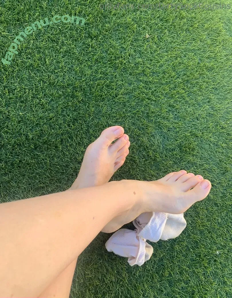 Dirtysockcousins nude photo #0160 (dirtysnowqueen_)