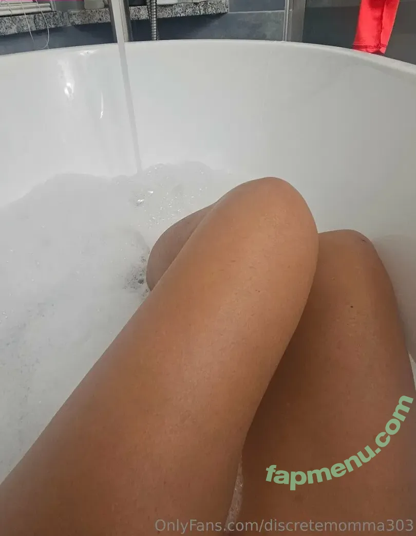 discretemomma303 nude photo #0001 (circuitjerkerj)