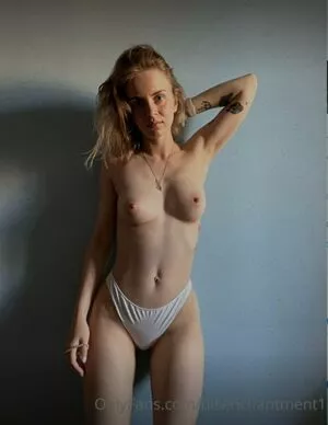 disenchantment / disenchantment1 / jnthn_lvngstn nude photo #0082