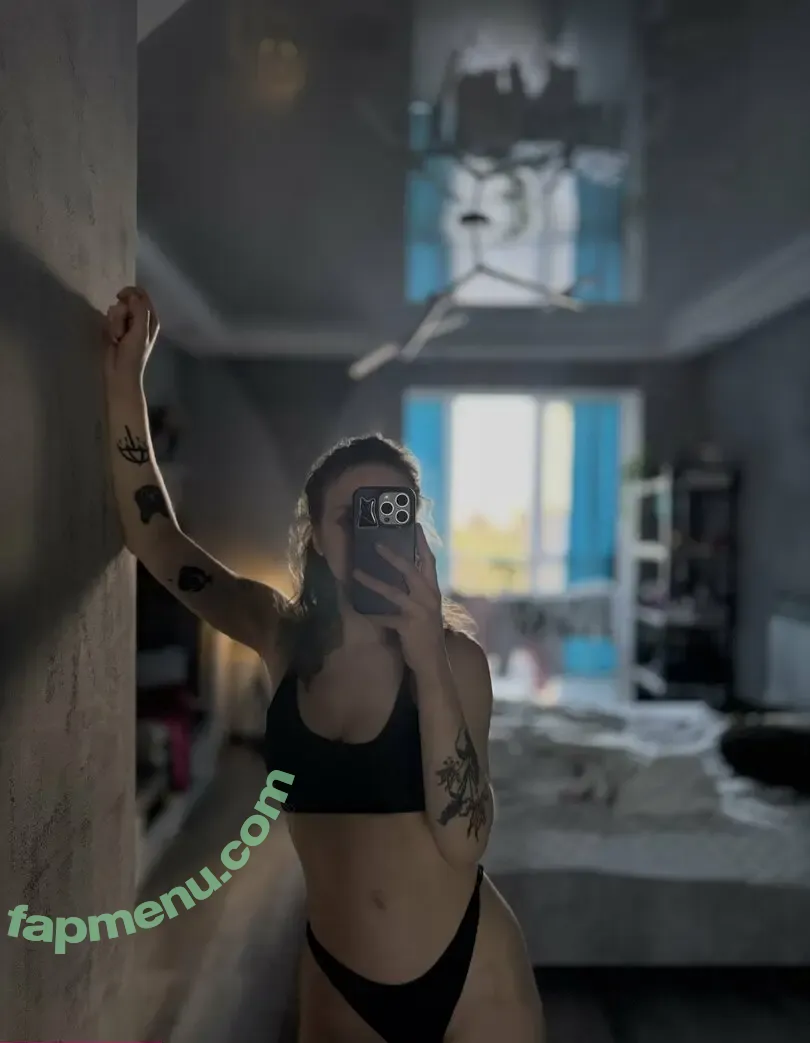 disenchantment nude photo #0248 (disenchantment1 / jnthn_lvngstn)