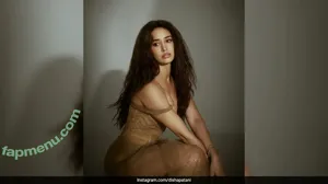 Disha Patani / Paatni / dishapatani / dishpatani nude photo #0304