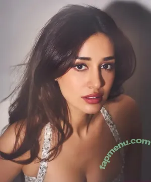 Disha Patani / Paatni / dishapatani / dishpatani nude photo #0333