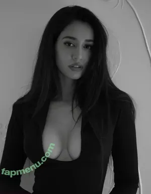 Disha Patani / Paatni / dishapatani / dishpatani nude photo #0427