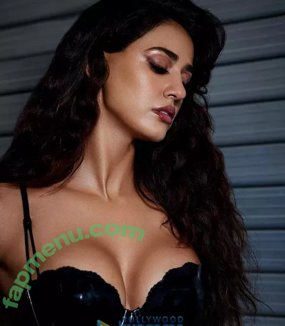 Disha Patani nude photo #0023 (Paatni / dishapatani / dishpatani)