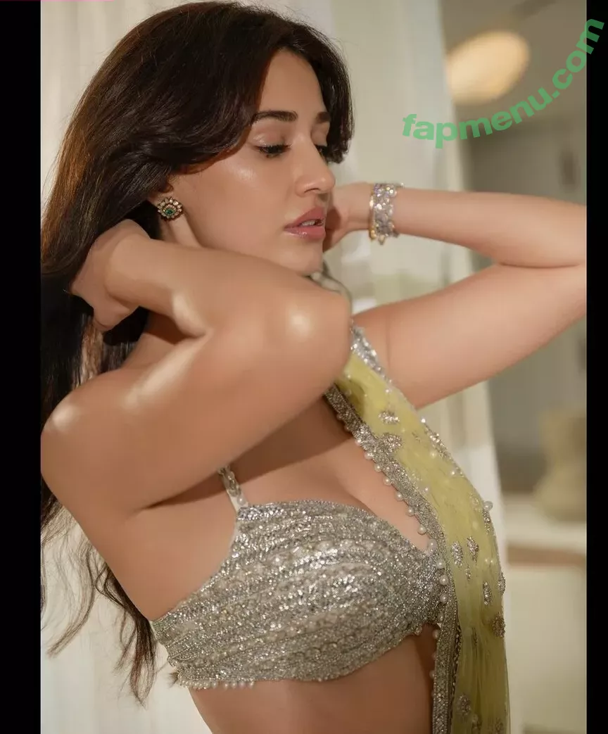 Disha Patani nude photo #0150 (Paatni / dishapatani / dishpatani)