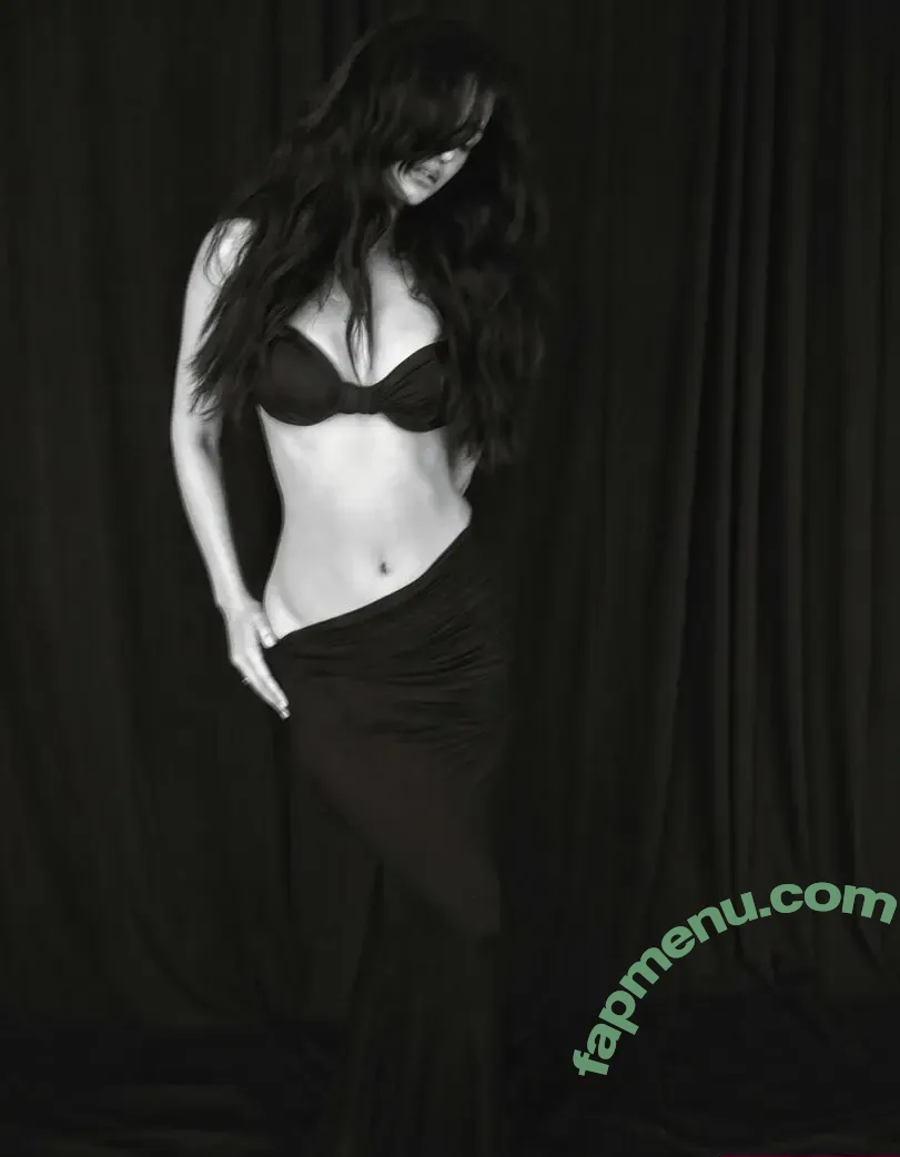 Disha Patani nude photo #0396 (Paatni / dishapatani / dishpatani)