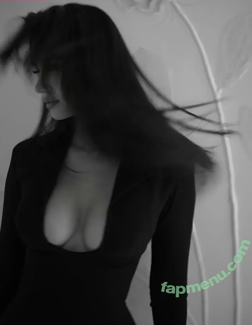 Disha Patani nude photo #0429 (Paatni / dishapatani / dishpatani)