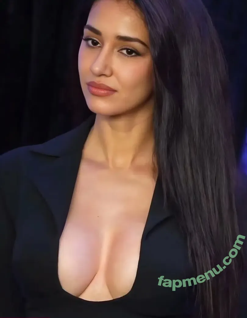Disha Patani nude photo #0450 (Paatni / dishapatani / dishpatani)