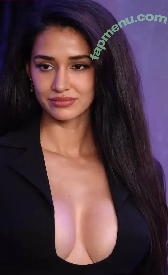 Disha Patani nude photo #0453 (Paatni / dishapatani / dishpatani)