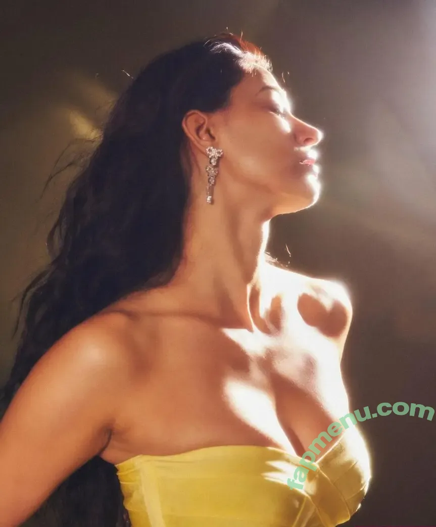 Disha Patani nude photo #0472 (Paatni / dishapatani / dishpatani)