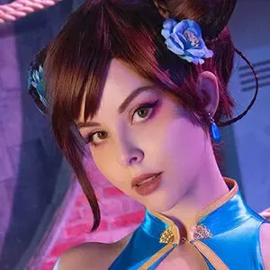 Disharmonica / Helly Valentine / HellyValentine nude photo #0002