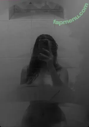  nude photo #0007