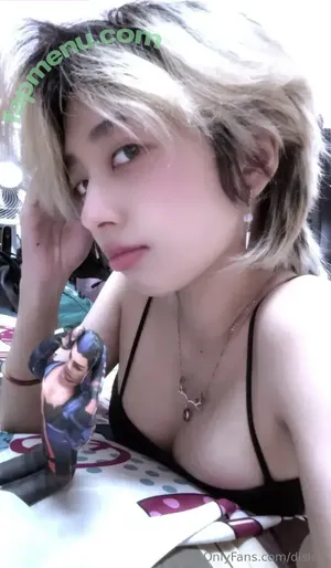 Disleft / Mercury Nguyen nude photo #0127