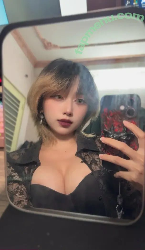 Disleft nude photo #0179 (Mercury Nguyen)
