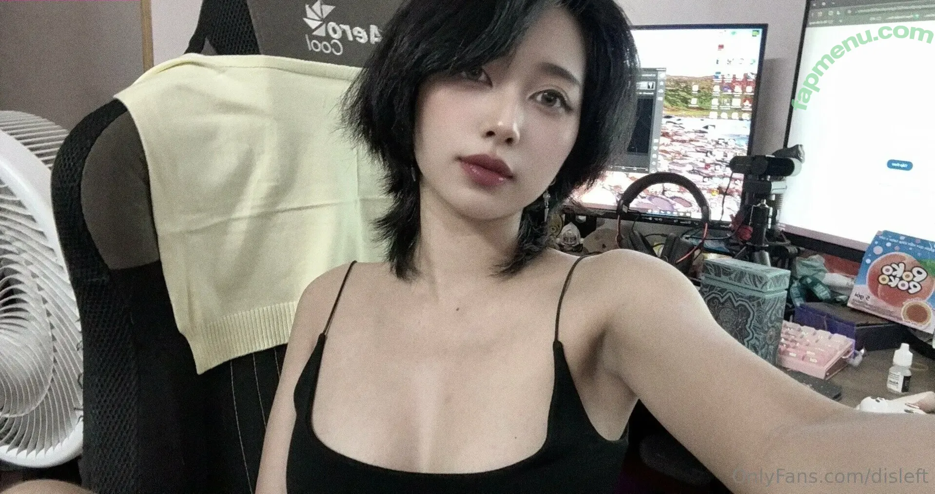 Disleft nude photo #0186 (Mercury Nguyen)