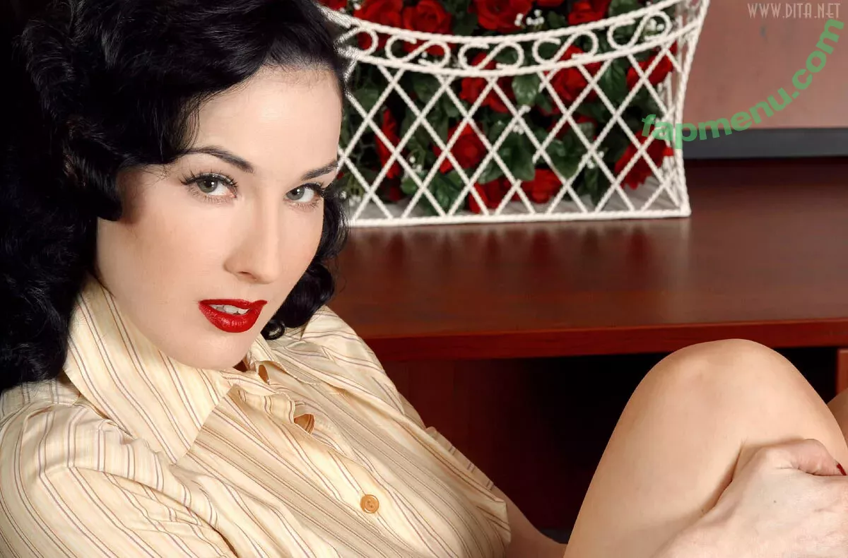 Dita Von Teese nude photo #1935 (Ditavonteese / creepy___spice)