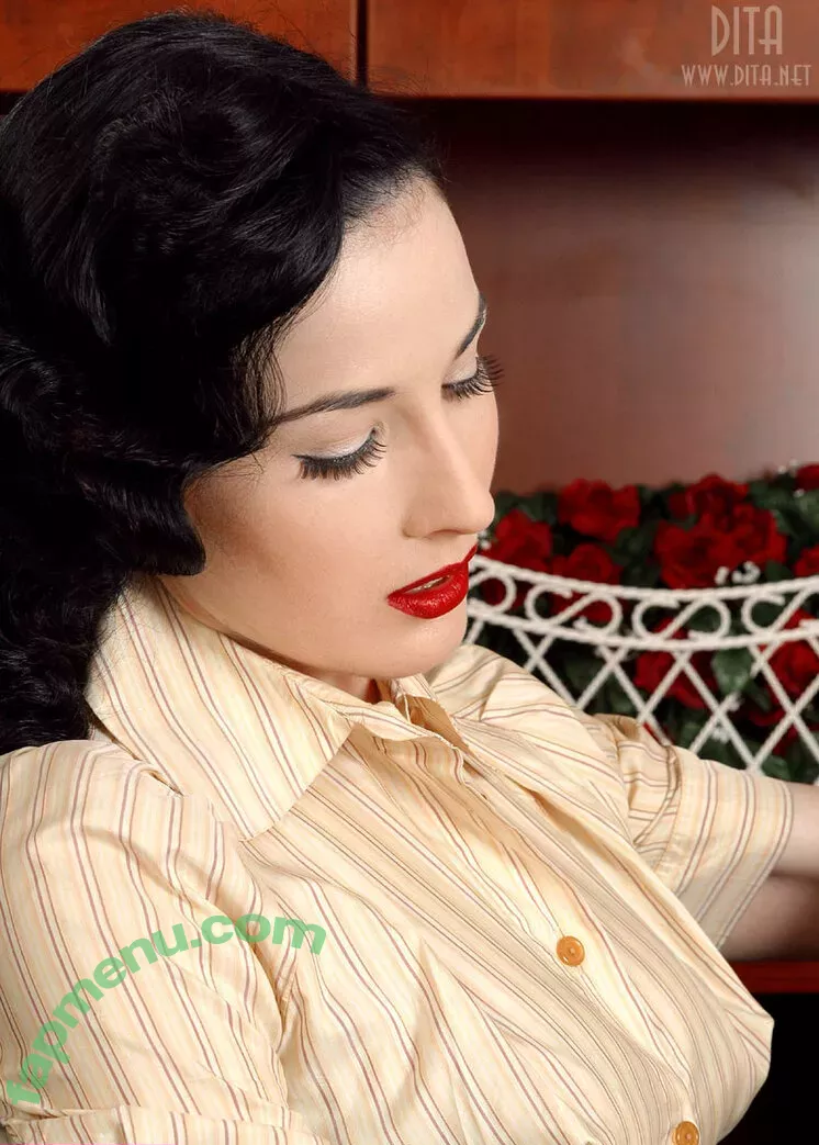 Dita Von Teese nude photo #1936 (Ditavonteese / creepy___spice)