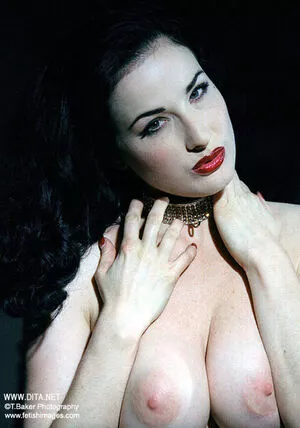 Dita Von Teese / Ditavonteese / creepy___spice nude photo #2634