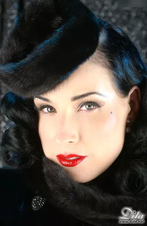 Dita Von Teese / Ditavonteese / creepy___spice nude photo #2795