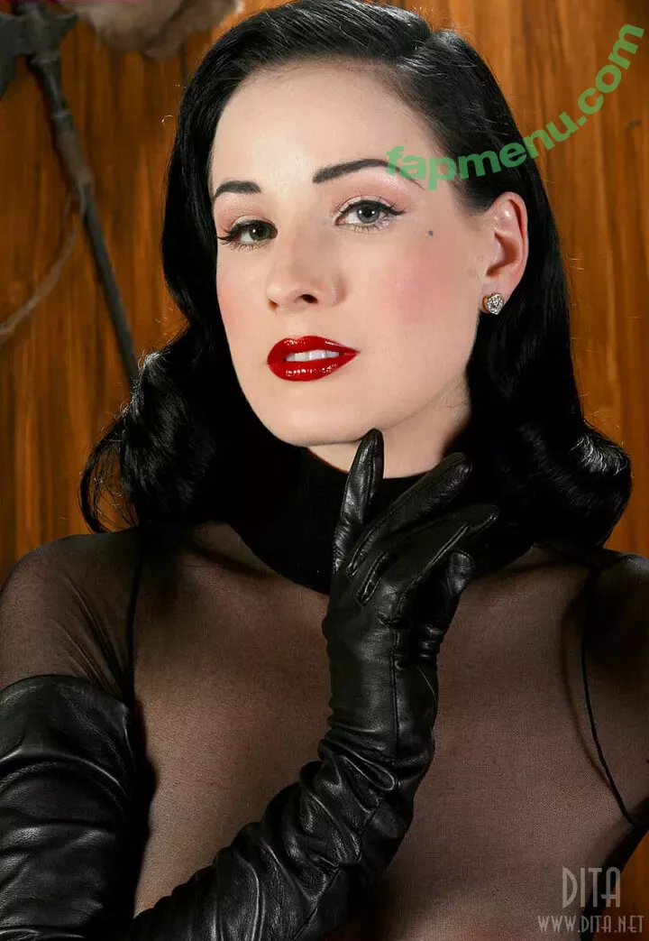 Dita Von Teese nude photo #2377 (Ditavonteese / creepy___spice)