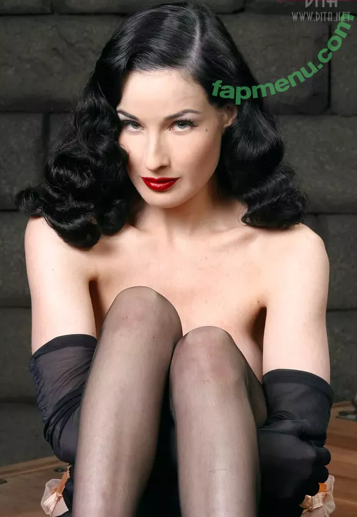 Dita Von Teese nude photo #2474 (Ditavonteese / creepy___spice)
