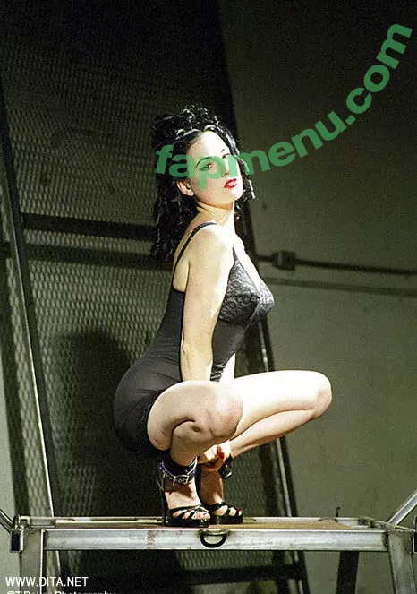 Dita Von Teese nude photo #2616 (Ditavonteese / creepy___spice)