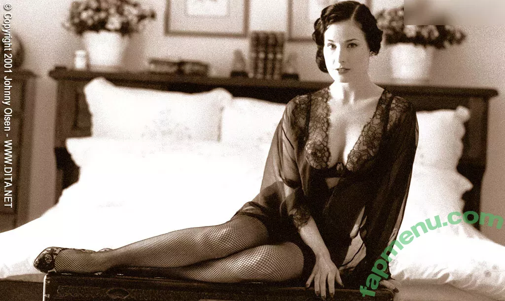 Dita Von Teese nude photo #2652 (Ditavonteese / creepy___spice)