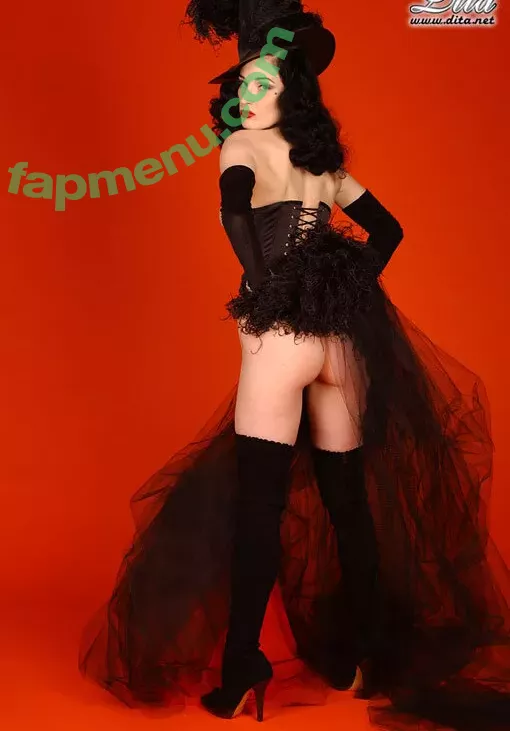 Dita Von Teese nude photo #2771 (Ditavonteese / creepy___spice)
