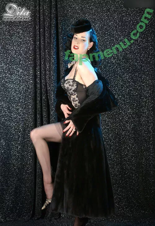 Dita Von Teese nude photo #2790 (Ditavonteese / creepy___spice)