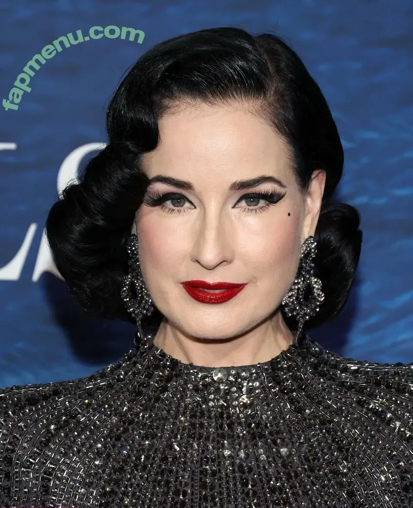 Dita Von Teese nude photo #3244 (Ditavonteese / creepy___spice)