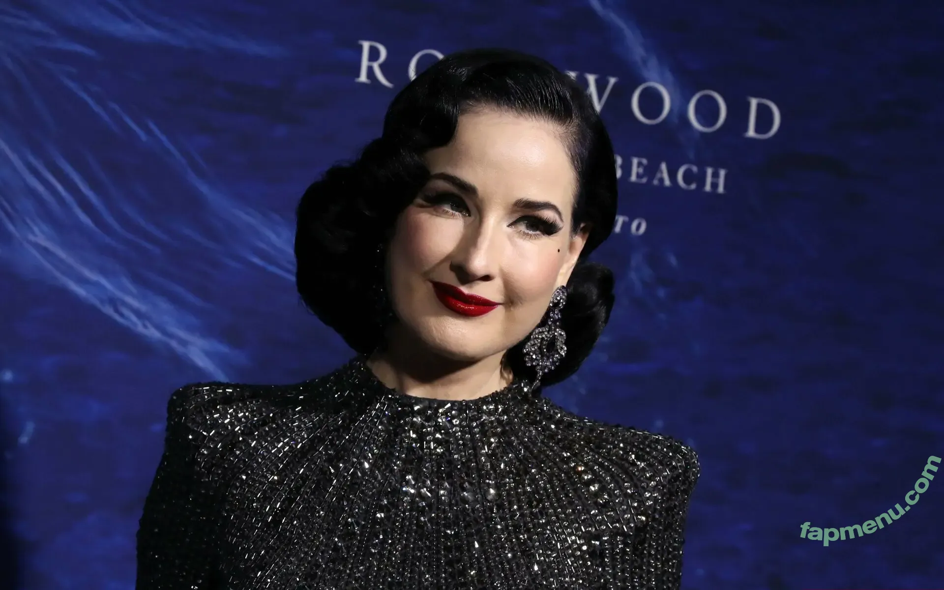 Dita Von Teese nude photo #3251 (Ditavonteese / creepy___spice)