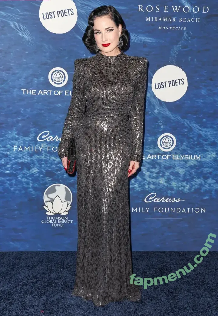 Dita Von Teese nude photo #3261 (Ditavonteese / creepy___spice)