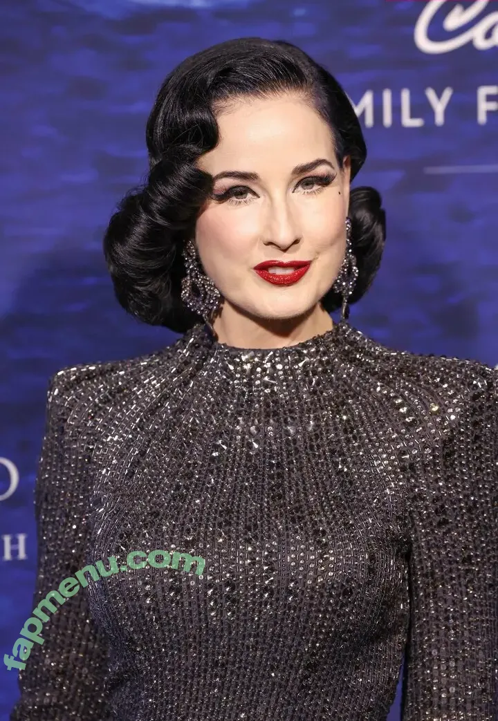Dita Von Teese nude photo #3265 (Ditavonteese / creepy___spice)