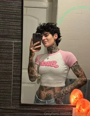  nude photo #0005