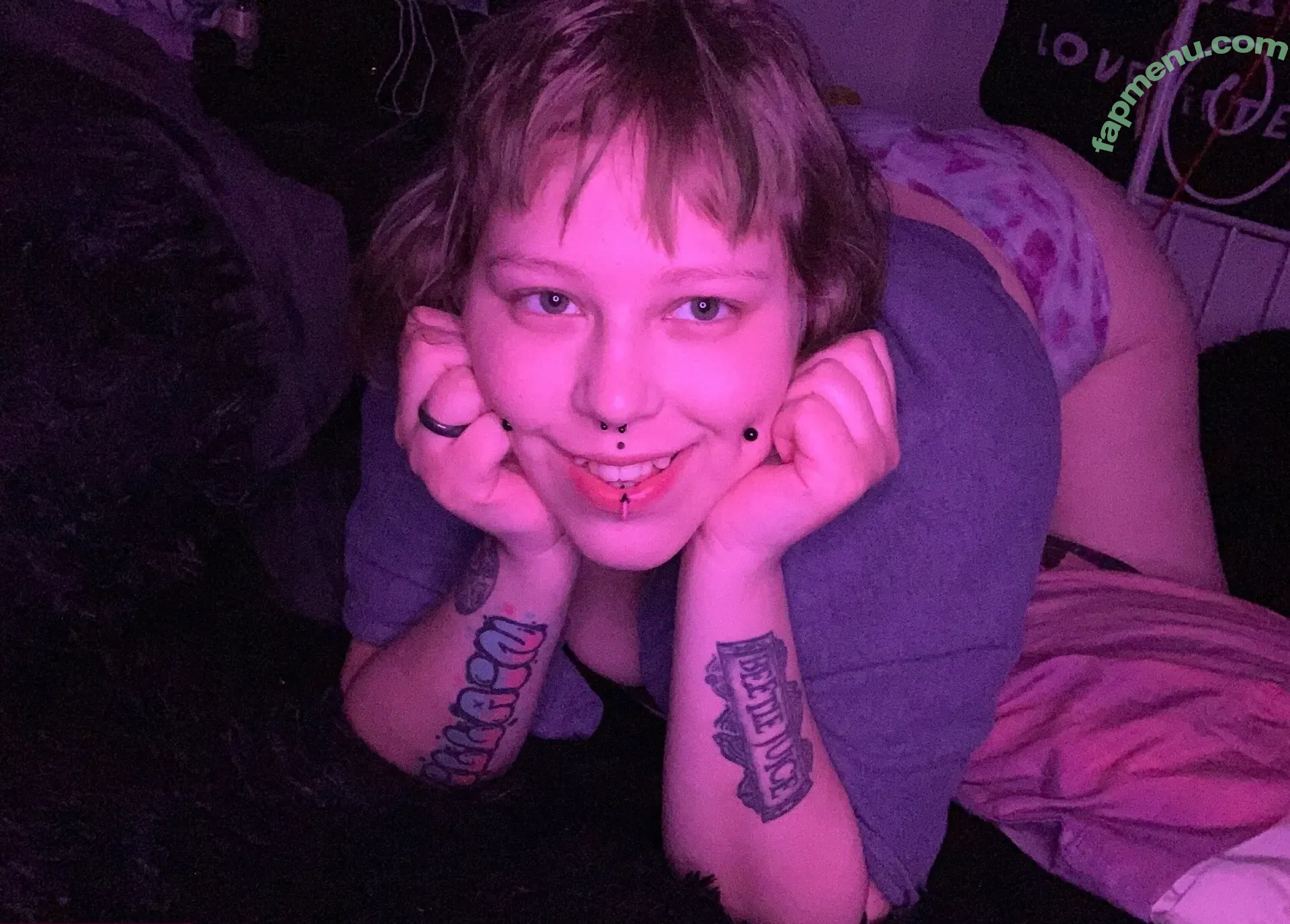 divinexghoul nude photo #0027 (vivianakadivine)