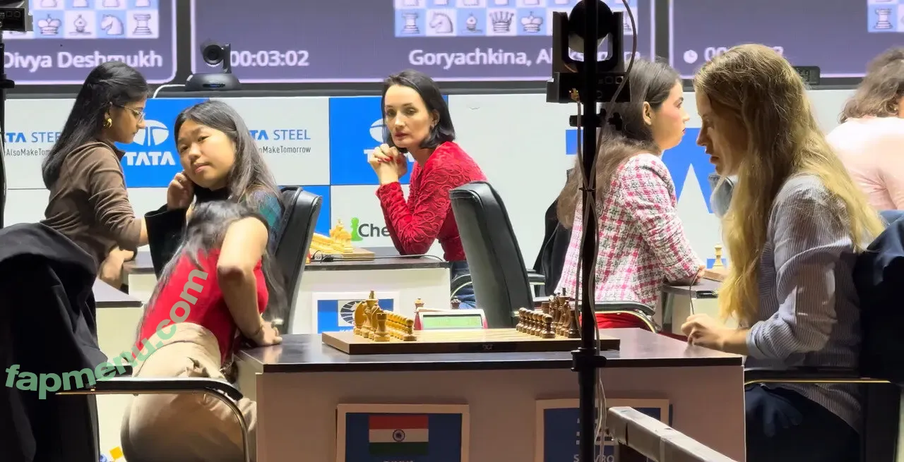 Divya Deshmukh nude photo #0021 (divyachess)