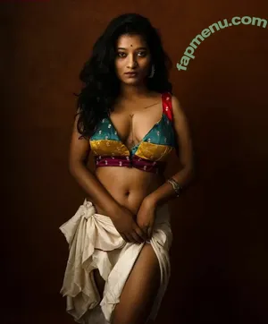 Divya Muraleedharan / Divz_muralee / Sigo_aprendiendo / Touche_esthetique nude photo #0026
