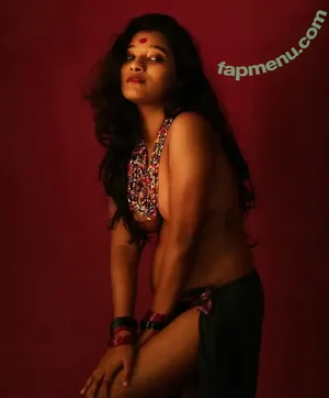 Divya Muraleedharan / Divz_muralee / Sigo_aprendiendo / Touche_esthetique nude photo #0030