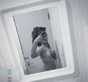 Divya Muraleedharan / Divz_muralee / Sigo_aprendiendo / Touche_esthetique nude photo #0035